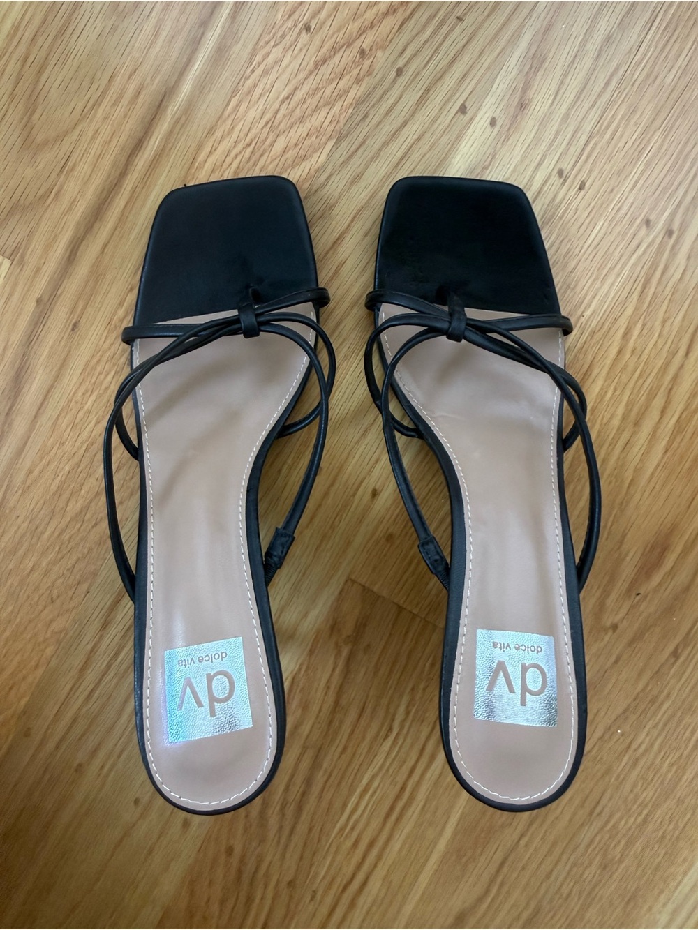 Dolce Vita Zini Black Strappy Womens Sandal Sz 9 - Picture 4 of 7